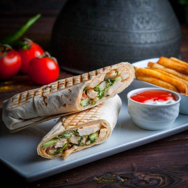 TAURAGĖS MAISTAS DONERINĖ - KEBABAI - TRAŠKI VIŠTIENA